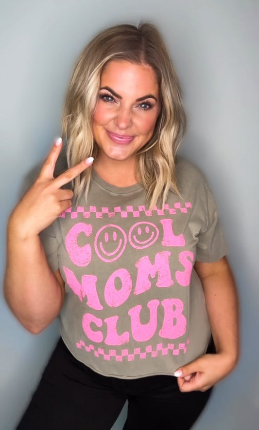 Cool Moms Club Graphic T